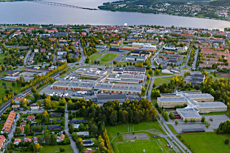 aerial photo, aerial photo, aerial photos, aerial photos, blåljus, drone aerial, drönarbild, drönarfoto, Fyrvalla, Jamtland, Ostersund, school, städer, summer