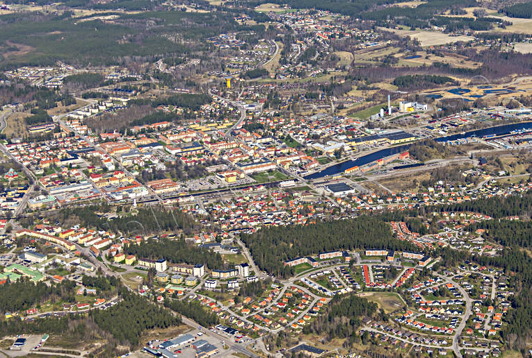 aerial photo, aerial photo, aerial photos, aerial photos, centre, drone aerial, drnarfoto, Halsingland, Klossdammen, samhllen, spring, stder, Sderhamn