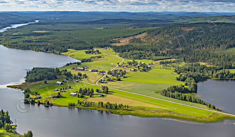 aerial photo, aerial photo, aerial photos, aerial photos, drone aerial, drnarbild, drnarfoto, farms, Jamtland, landscapes, Silsjns, slope, summer, villages