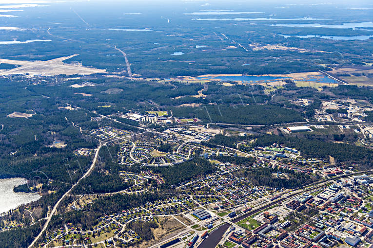 aerial photo, aerial photo, aerial photos, aerial photos, drone aerial, drönarfoto, Halsingland, Holmäng, Klossdammen, samhällen, spring, städer, Söderhamn, Ålsjön