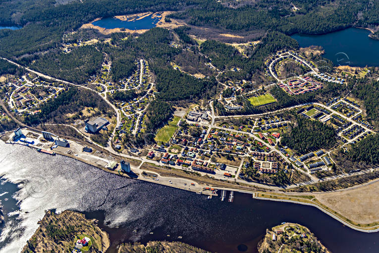 aerial photo, aerial photo, aerial photos, aerial photos, Bromsäng, drone aerial, drönarfoto, Halsingland, samhällen, spring, Stugsund, städer, Söderhamn