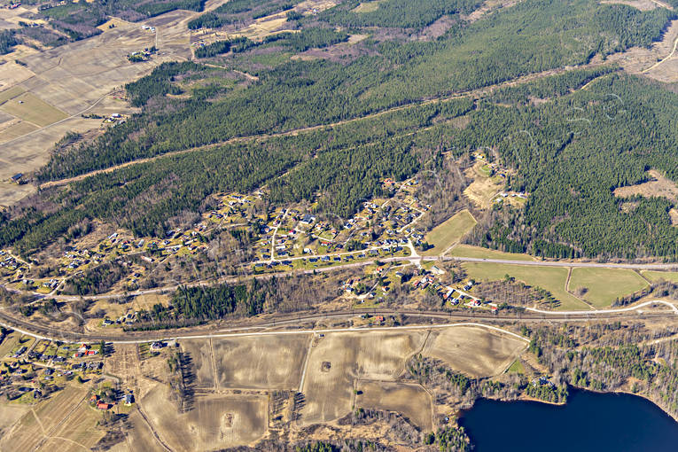 aerial photo, aerial photo, aerial photos, aerial photos, Arbr, drone aerial, drnarfoto, Halsingland, Lottefors, samhllen, spring, Vaxsj