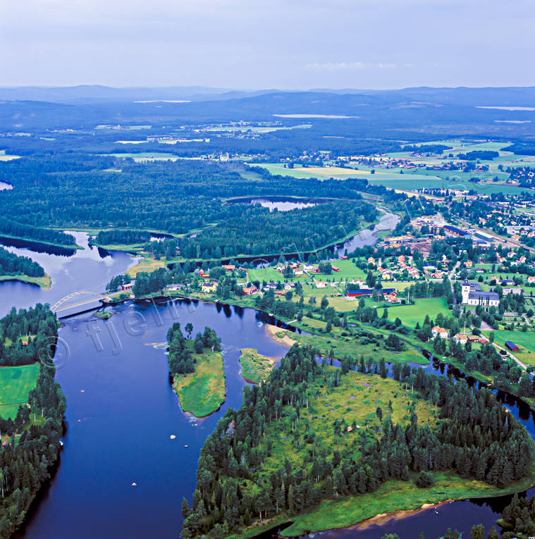 aerial photo, aerial photo, aerial photos, aerial photos, Dala-Järna, Dalarna, drone aerial, drönarfoto, habitation, landscapes, samhällen, summer, Västerdalälven