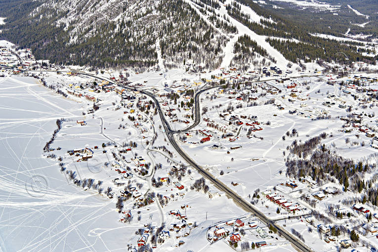 aerial photo, aerial photo, aerial photos, aerial photos, drone aerial, drönarbild, drönarfoto, Funasdalen, Herjedalen, samhällen, winter