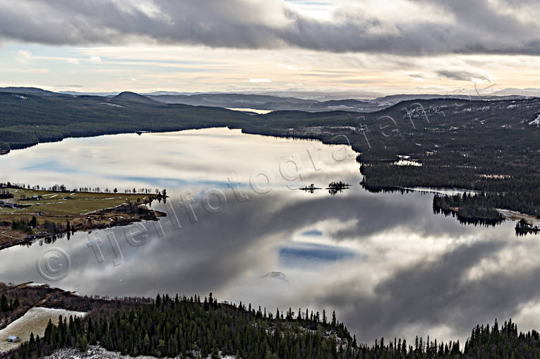 aerial photo, aerial photo, aerial photos, aerial photos, drone aerial, drnarbild, drnarfoto, glassy, Gunnarvattnet, Jamtland, lake, landscapes, pale, vildmarkssj, demarkssj