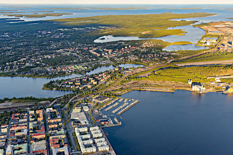 aerial photo, aerial photo, aerial photos, aerial photos, drone aerial, drönarfoto, gästhamn, Lulea, North Bothnia, small-boat harbour, städer, summer, Södra hamnen
