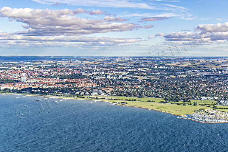 aerial photo, aerial photo, aerial photos, aerial photos, drone aerial, drönarfoto, Limhamnsfältet, Malmö, Skåne, städer, summer, Västra förstaden