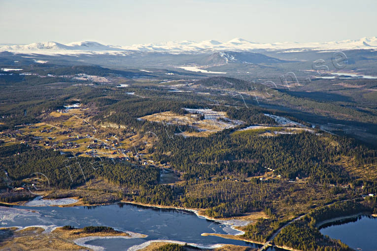 aerial photo, aerial photo, aerial photos, aerial photos, autumn, drone aerial, drnarfoto, Herjedalen, landscapes, samhllen, Tannas, village, villages