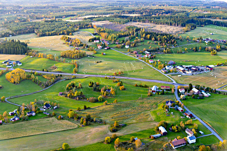 aerial photo, aerial photo, aerial photos, aerial photos, agriculture district, autumn, buildings, drone aerial, drönarfoto, farms, Jamtland, villages, Ångsta