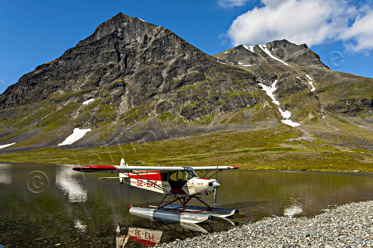 fly, landscapes, Lapland, Livamjaure, Livamvagge, seaplane, seaplane, summer, Suorrekaise