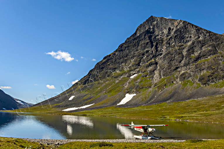 fly, landscapes, Lapland, Livamjaure, Livamvagge, seaplane, seaplane, summer, Suorrekaise