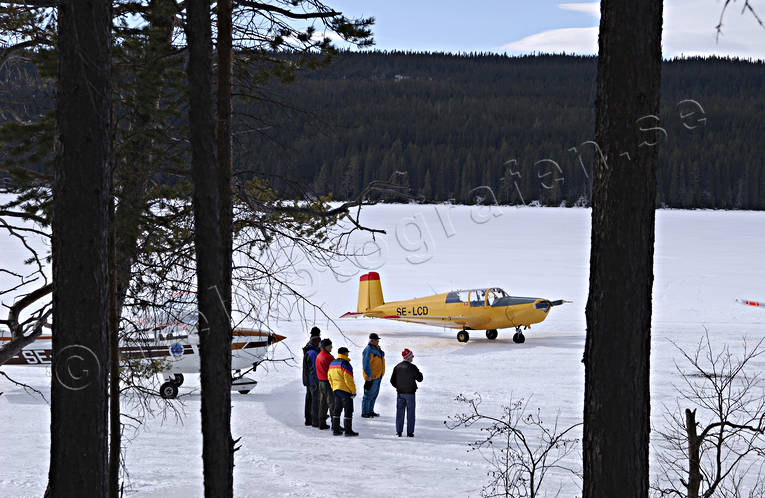 aeroplane, aviation, communications, fly, general aviation, ice, lake ice, Saab, Safir, Sall lake, touch down, touched down