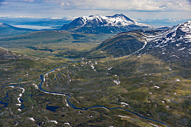 aerial photo, aerial photo, aerial photos, aerial photos, Ahkka, Ahkkamassivet, drone aerial, drnarbild, drnarfoto, landskkap, Lapland, mountain, mountain range, Sipietjavjhk
