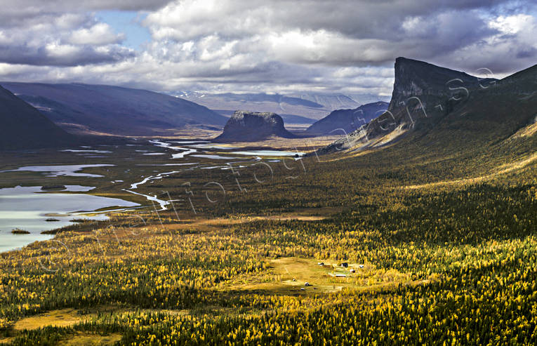 aerial photo, aerial photo, aerial photos, aerial photos, Aktse, autumn, drone aerial, drnarfoto, farms, fjllbilder, Laitaure, landscapes, Lapland, Nammasj, Nammatj, Rapa Valley, Skierfe