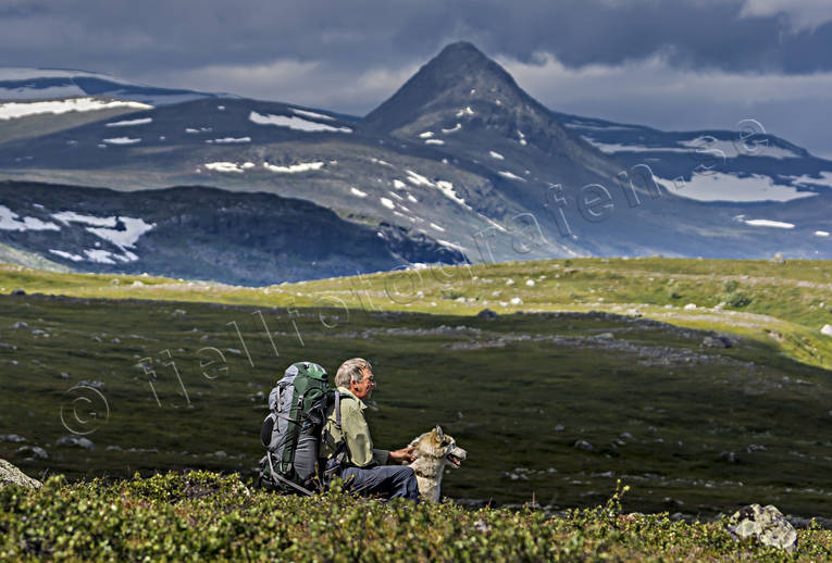 alpine, alpine hiking, alpine landscape, back-packer, back-packing, landscapes, Lapland, mountain, mountain nature, mountain top, mountain visit, mountains, nature, outdoor life, Slugga, sommarfjll, summer