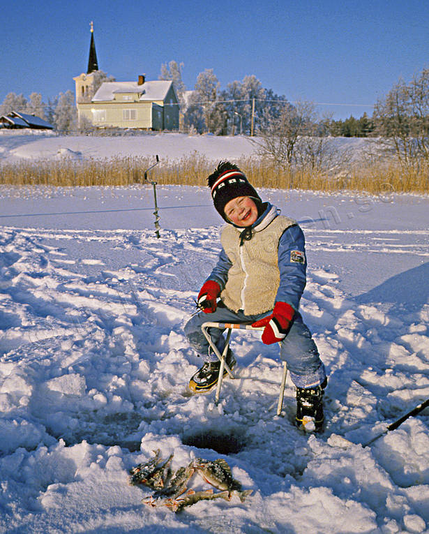 angling, boy, children, church, churches, fishing, ice fishing, ice fishing, perch, perch fishing, Revsund, Revsund lake, winter, winter fishing