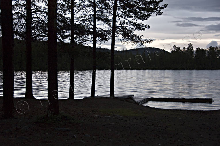 Arrenjarka, bridge, cottage village, chalet complex, evening, Lapland, mountain village, pine, Saggat, season, seasons, summer