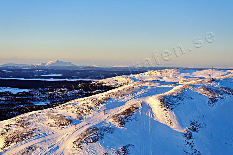 aerial photo, aerial photo, aerial photos, aerial photos, Areskutan, Bydalen, chair-lift, ski-lift, drone aerial, drnarfoto, Jamtland, landscapes, West Mountain, winter