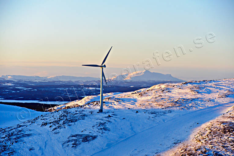 aerial photo, aerial photo, aerial photos, aerial photos, Areskutan, Bydalen, drone aerial, drnarfoto, Jamtland, landscapes, vindsnurra, West Mountain, wind power plants, winter