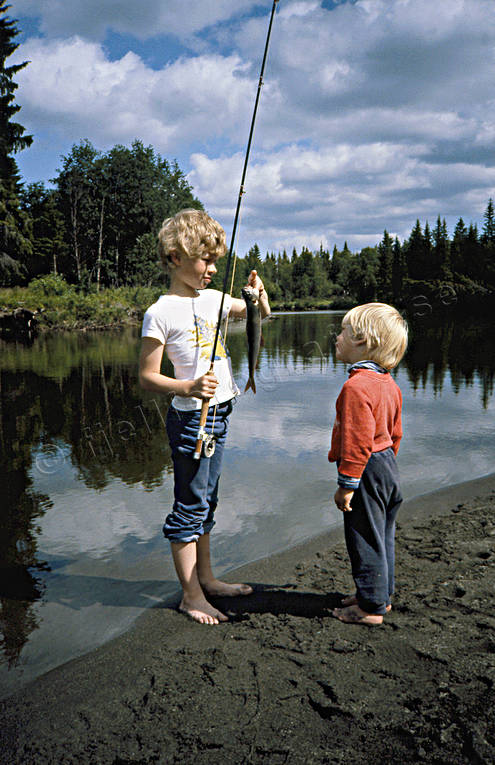 angling, children, Dam river, fishing, fishing fortune, flyfishing, summer