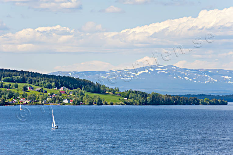 early, Genvalla, Great Lake, Jamtland, landscapes, mountain, Oviksfjallen, sailing boats, seglats, snowy patches, summer