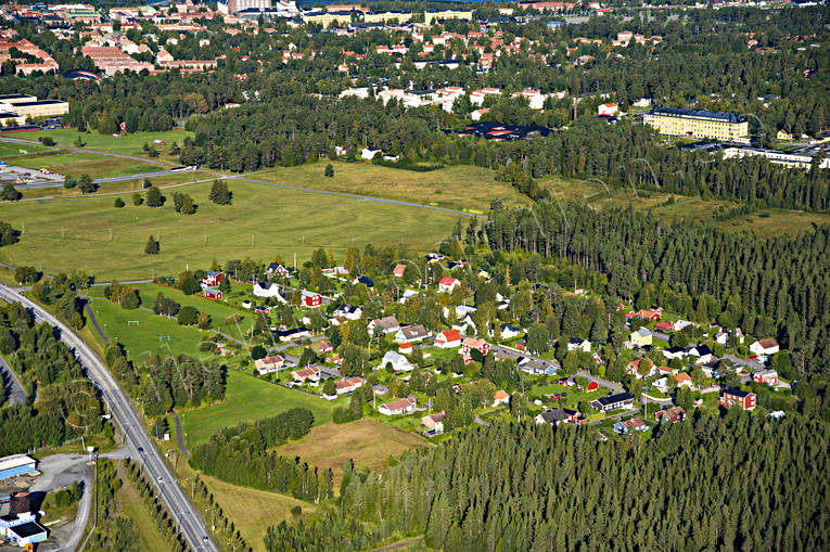 aerial photo, aerial photo, aerial photos, aerial photos, drone aerial, drnarfoto, Erikslund, Jamtland, Ostersund, stder, summer, villaomrde