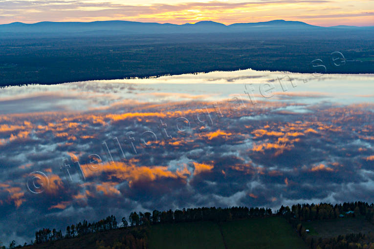 aerial photo, aerial photo, aerial photos, aerial photos, autumn, cloud, drone aerial, drnarfoto, evening, Great Lake, Jamtland, landscapes, nature, Oviksfjallen, sky, sunlit, sunset, vattenspegling