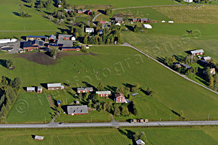 aerial photo, aerial photo, aerial photos, aerial photos, countryside, drone aerial, drnarfoto, farms, Jamtland, klppe, summer