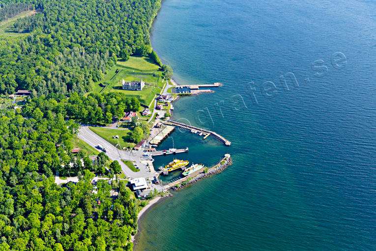 aerial photo, aerial photo, aerial photos, aerial photos, drone aerial, drönarfoto, färjeläge, harbour, landscapes, samhällen, Småland, summer, Visingsö