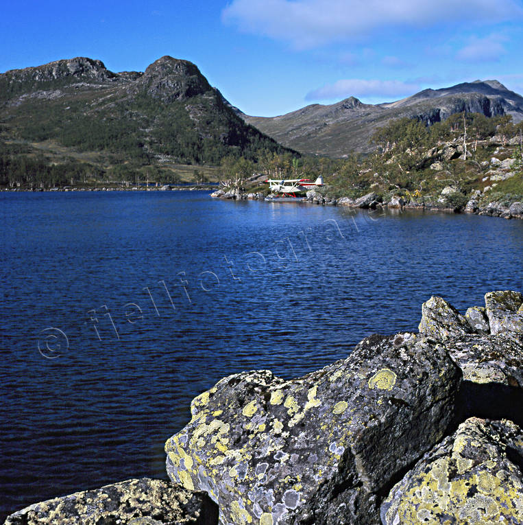 aeroplane, Borkafjallet, Dikanas, Giri lake, landscapes, Lapland, mountain, mountain lake, seaplane, summer