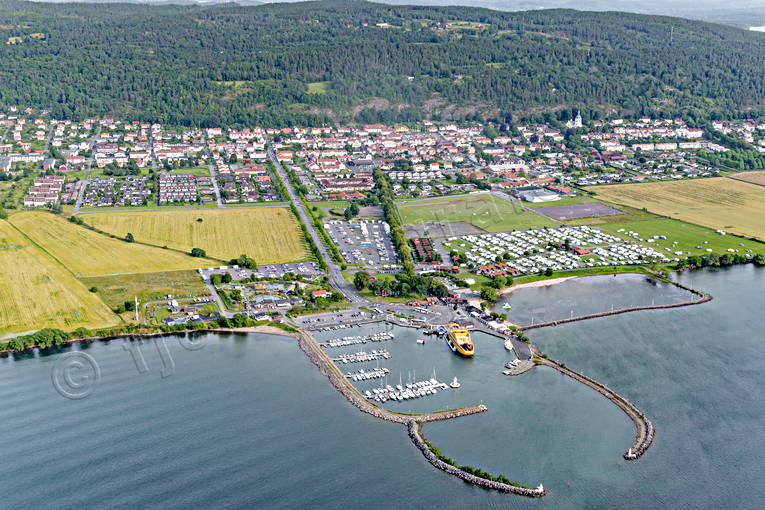 aerial photo, aerial photo, aerial photos, aerial photos, camping, campingsplats, drone aerial, drnarbild, drnarfoto, frjelge, Grnna, hamnpirar, harbour, husvagnscamping, jetty, Smland, stder, summer, vattern