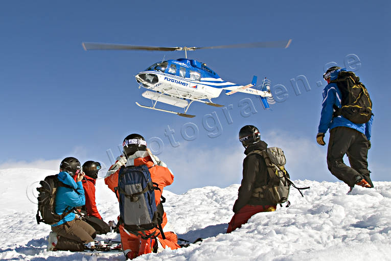 borga, down-hill running, group, helicopter, helikopterskidkning, offpist, playtime, skier, skies, skiing, sport, winter