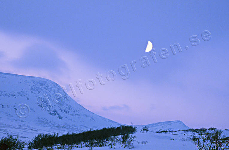 dusk, Hrjngsfjllen, Jamtland, landscapes, moon, moonlight, mountain, Valastugan, winter