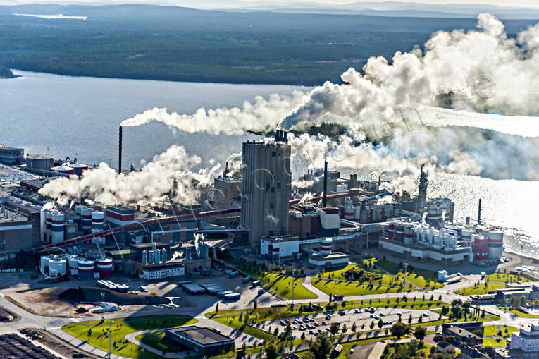 aerial photo, aerial photo, aerial photos, aerial photos, Angermanland, drone aerial, drnarfoto, factory, Husum, installations, kustnra, Mets Board, papermill, pulp factory, pulp industry, wood pulp industry, Rgn, samhllen, summer, woodpulp, paper pulp, paper wood