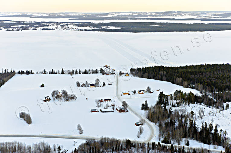 aerial photo, aerial photo, aerial photos, aerial photos, drone aerial, drönarfoto, farms, ferry, ferry quay, Great Lake, Håkansta, ice track, Jamtland, landscapes, winter