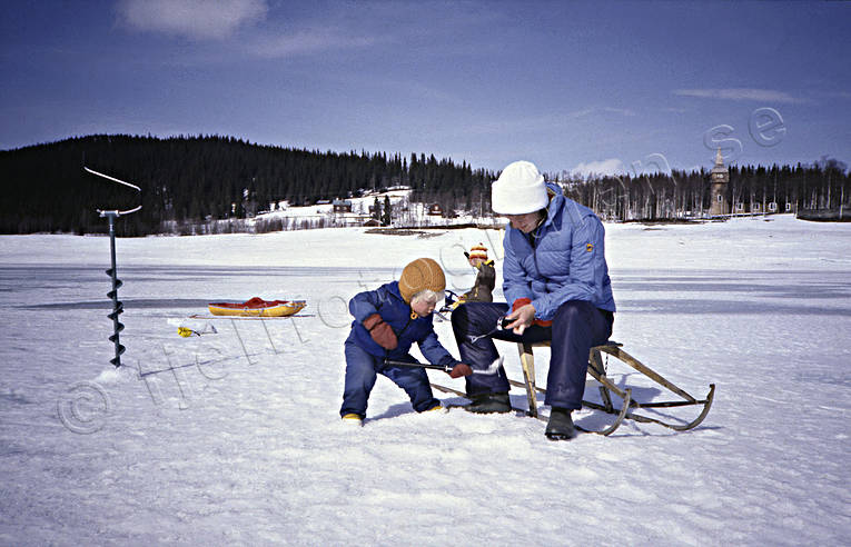 angling, boy, char, children, fishing, fishing through ice, ice fishing, ice fishing, kick-sled, Sjougden, winter fishing