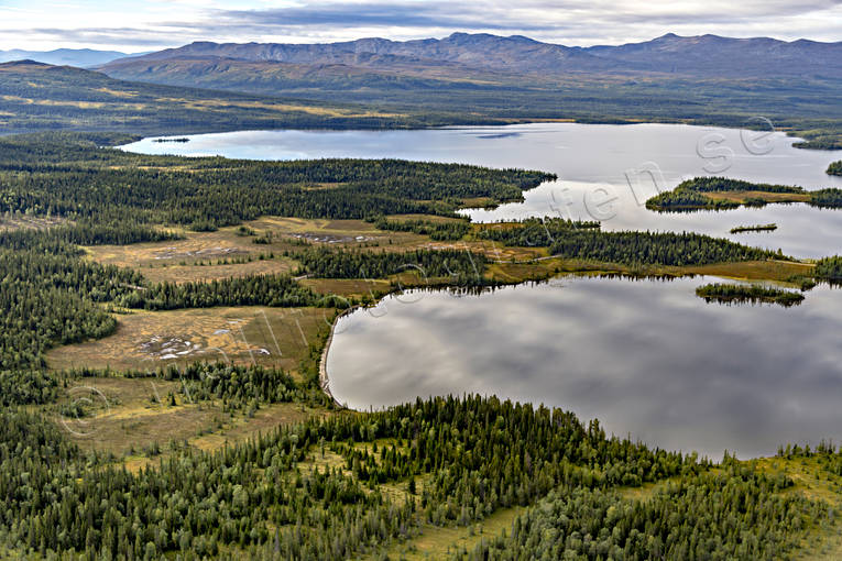 aerial photo, aerial photo, aerial photos, aerial photos, autumn, drone aerial, drnarbild, drnarfoto, Elinudden, Grubbvallviken, Jamtland, Kyrkstensfjllet, Ksjn, landscapes, Mssholmen