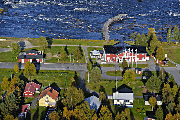 aerial photo, aerial photo, aerial photos, aerial photos, autumn, buildings, drone aerial, drnarfoto, farms, installations, Kukkola, Kukkolaforsen, Nationallvdagen, North Bothnia, sikhvning, Torne lv, lvsik