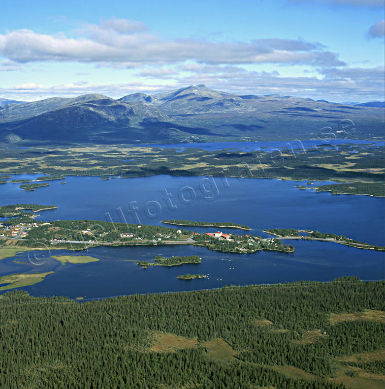 aerial photo, aerial photo, aerial photos, aerial photos, drone aerial, drnarfoto, Kult lake, landscapes, Lapland, mountain, mountain lake, Saxnas, Saxnasgarden, summer