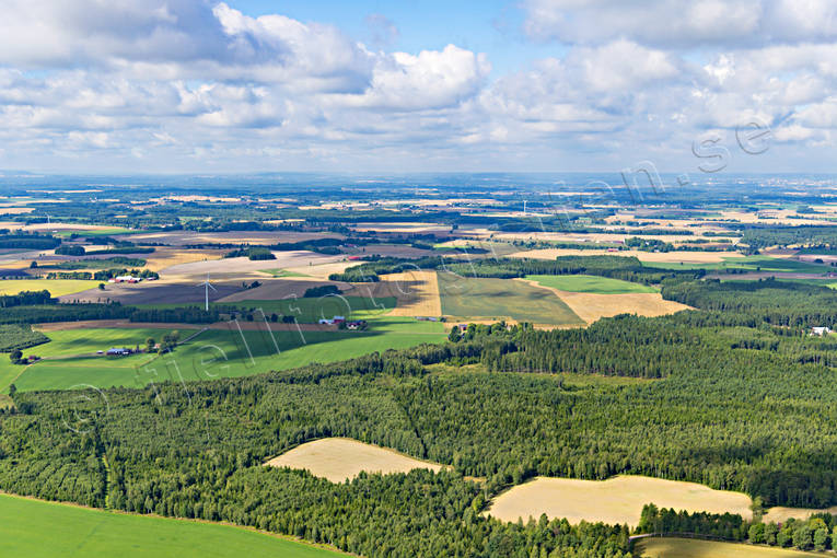 aerial photo, aerial photo, aerial photos, aerial photos, Atteby, drone aerial, drönarfoto, kulturlandskap, landscapes, odlingslandskap, summer, Västergötland