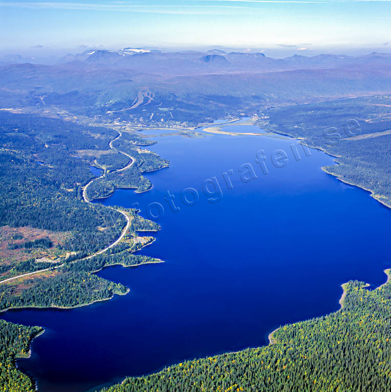 aerial photo, aerial photo, aerial photos, aerial photos, Ammarnas, autumn, drone aerial, drnarfoto, Gautstrask, landscapes, Lapland, mountain pictures, Nabbns, Vindel river