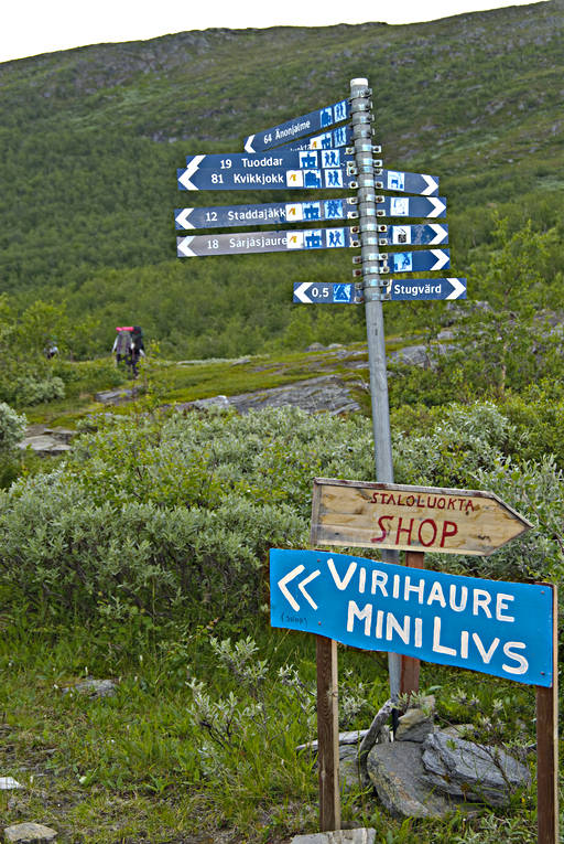 alpine hiking, ledskyltar, national park, Padjelanta, sign, signs, Staloluokta, summer, ventyr