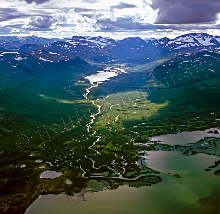 aerial photo, aerial photo, aerial photos, aerial photos, drone aerial, drnarfoto, Kebnekaise mountains, Laddjujavri, Ladjujohka, landscapes, Lapland, Ljusspel, mountain pictures, Nikkaluokta, Paittasjrvi, summer