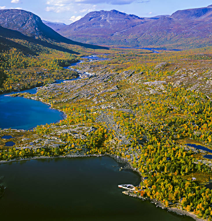 aerial photo, aerial photo, aerial photos, aerial photos, autumn, drone aerial, drnarfoto, fishing camp, jaktcamp, landscapes, Lapland, Makak, Miekak, mountain pictures