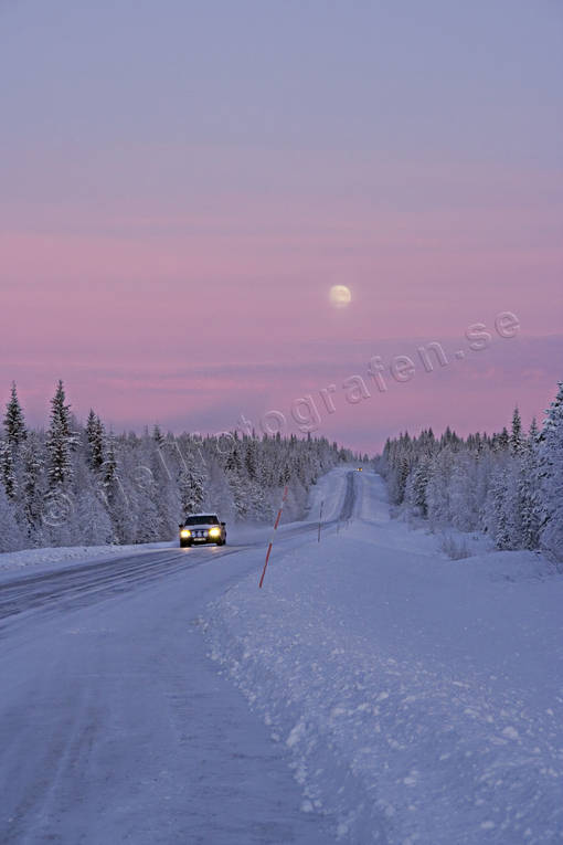 car, cold, communication, evening, highway, land communication, Lapland, sunset, winter, winter road