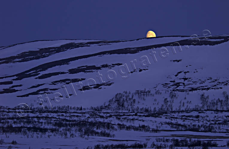 Anaris Mountains, deserted, evening, Jamtland, landscapes, moon, moonlight, moonset, mountain, night, spring, uninhabited, wasteland