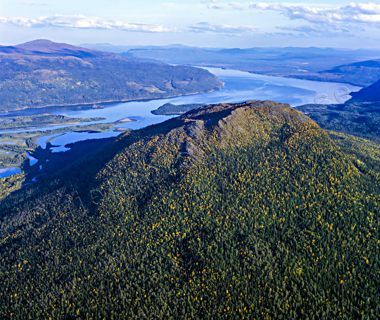 aerial photo, aerial photo, aerial photos, aerial photos, autumn, drone aerial, drnarfoto, Kvikkjokk, landscapes, Lapland, mountain forest, mountain pictures, Nammasj, Nammatj, Saggat