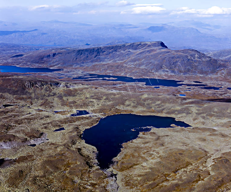 aerial photo, aerial photo, aerial photos, aerial photos, alpine landscape, autumn, drone aerial, drnarfoto, landscapes, Lapland, mountain pictures, Mskosjaure, Mskostjkk, stony