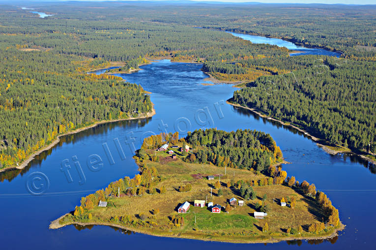 aerial photo, aerial photo, aerial photos, aerial photos, autumn, drone aerial, drönarfoto, farms, landscapes, North Bothnia