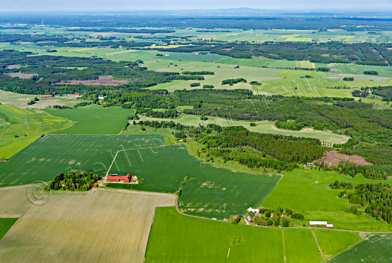 aerial photo, aerial photo, aerial photos, aerial photos, arable land, drone aerial, drnarfoto, kulturlandskap, landscapes, odlingslandskap, summer, Vstergtland